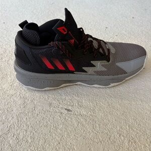 Adidas Dame 8 shoes